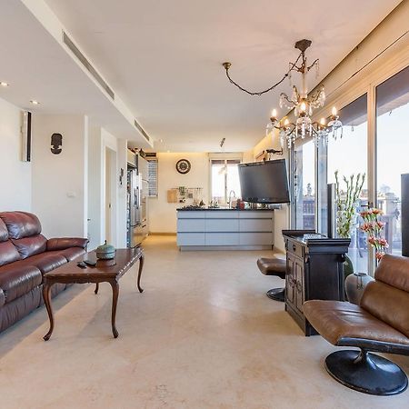 Апартаменты Jaffa Family Penthouse, Sea Front , 3Br, 2Ba, Тель-Авив Экстерьер фото