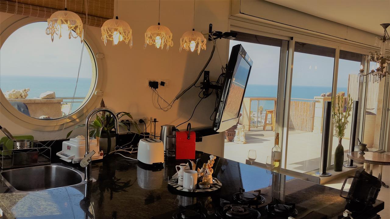 Апартаменты Jaffa Family Penthouse, Sea Front , 3Br, 2Ba, Тель-Авив Экстерьер фото